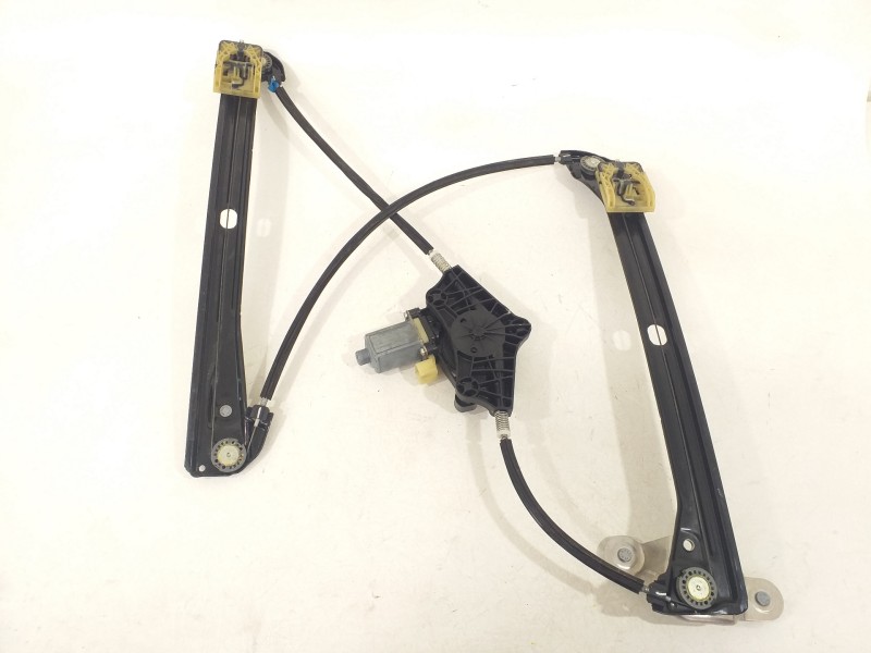 Recambio de elevalunas delantero derecho para volkswagen golf vii lim. advance bluemotion referencia OEM IAM 5G4837462F 5Q095980