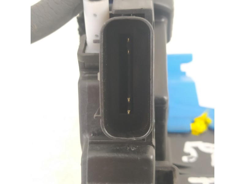 Recambio de cerradura puerta trasera izquierda para kia cee´d concept referencia OEM IAM 81410A2100  