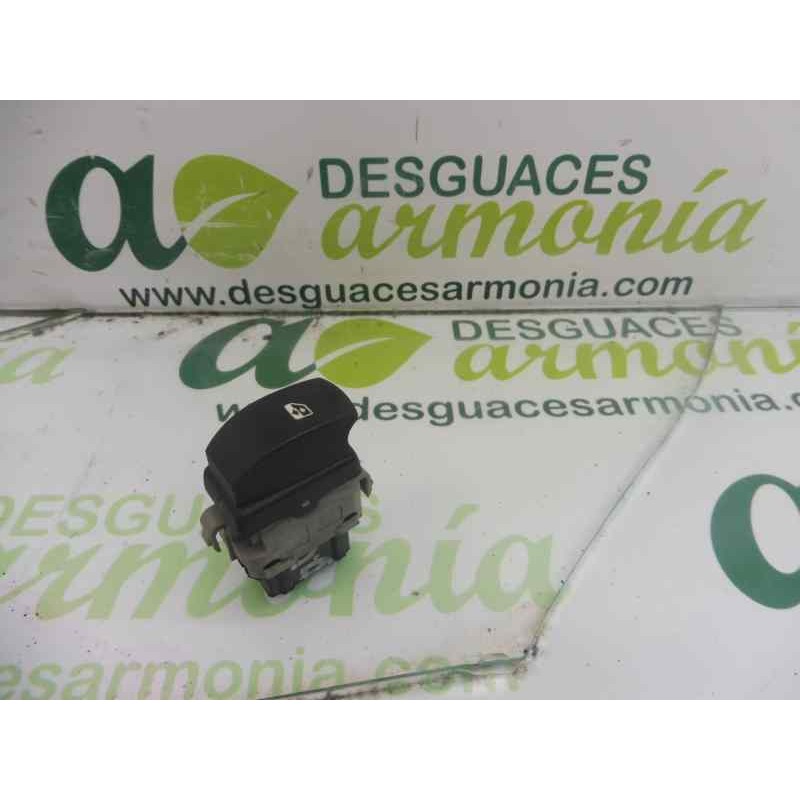 Recambio de mando elevalunas delantero derecho para renault clio grandtour expression referencia OEM IAM 2808203 214936B 