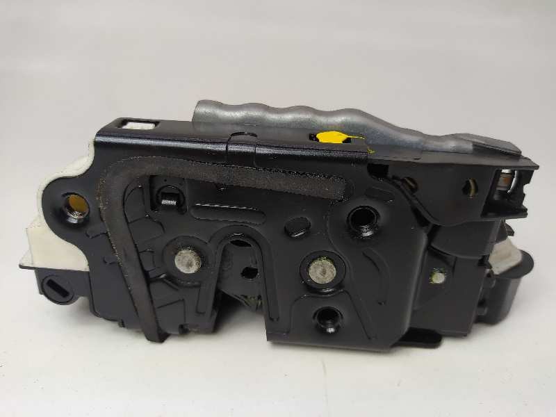 Recambio de cerradura puerta trasera derecha para volkswagen golf vii lim. advance bluemotion referencia OEM IAM 5K4839016Q  