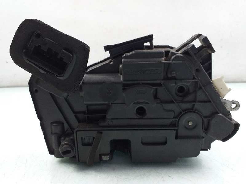 Recambio de cerradura puerta trasera izquierda para volkswagen golf vii lim. advance bluemotion referencia OEM IAM 5K4839015Q  