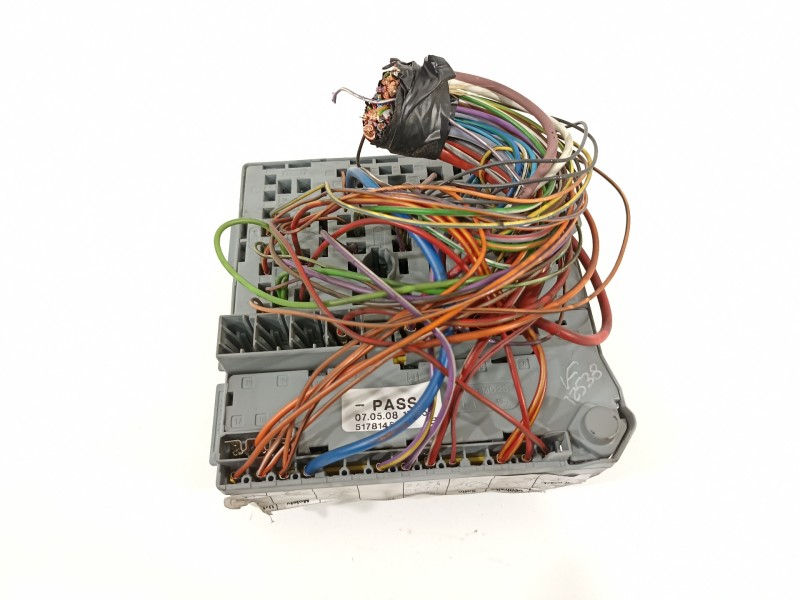 Recambio de caja reles / fusibles para fiat nuova 500 (150) by diesel referencia OEM IAM 51781452  