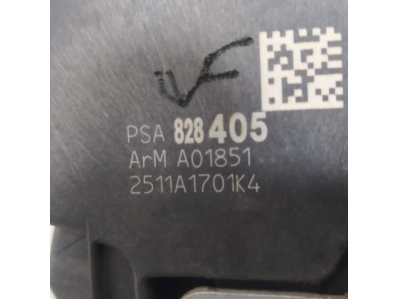 Recambio de cerradura puerta delantera derecha para citroën berlingo cuadro sx referencia OEM IAM 9135EA 828405 