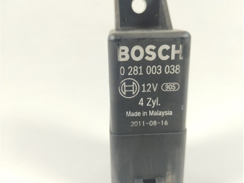 Recambio de caja precalentamiento para seat ibiza (6j5) stylance / style referencia OEM IAM 038907281D  