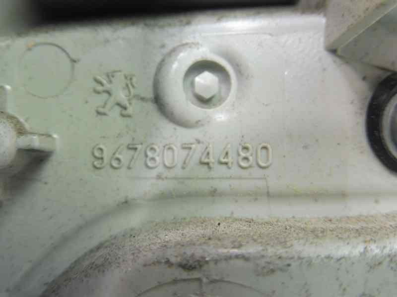 Recambio de piloto trasero izquierdo en porton para peugeot 2008 (--.2013) allure referencia OEM IAM 9678074480  