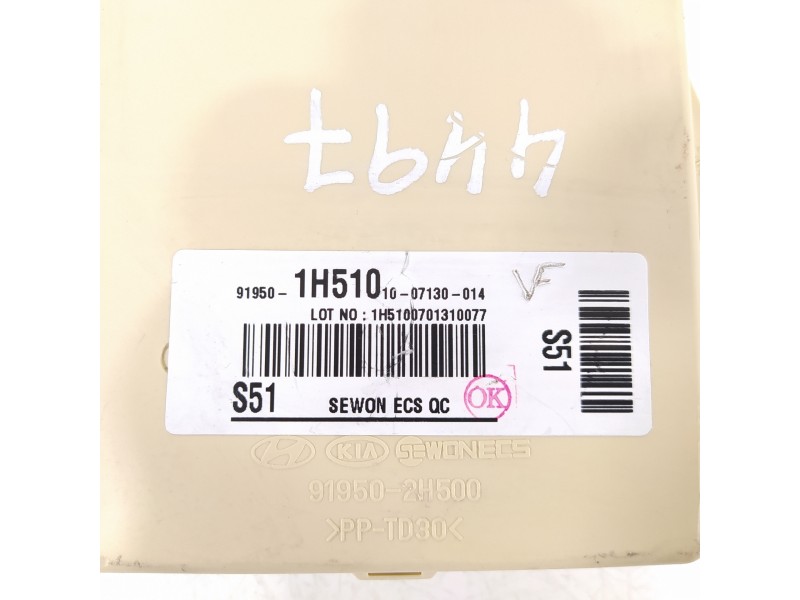 Recambio de caja reles / fusibles para kia cee´d active referencia OEM IAM 919501H510 919502H500 