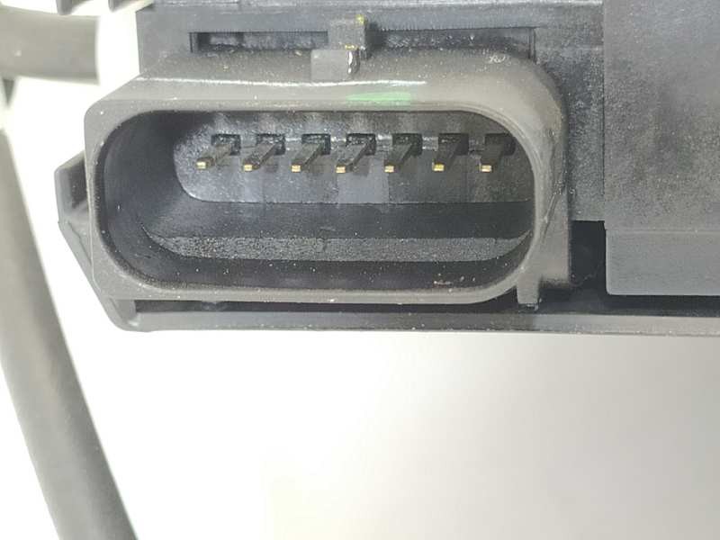 Recambio de cerradura puerta delantera derecha para peugeot 308 sw allure referencia OEM IAM 9810309380  