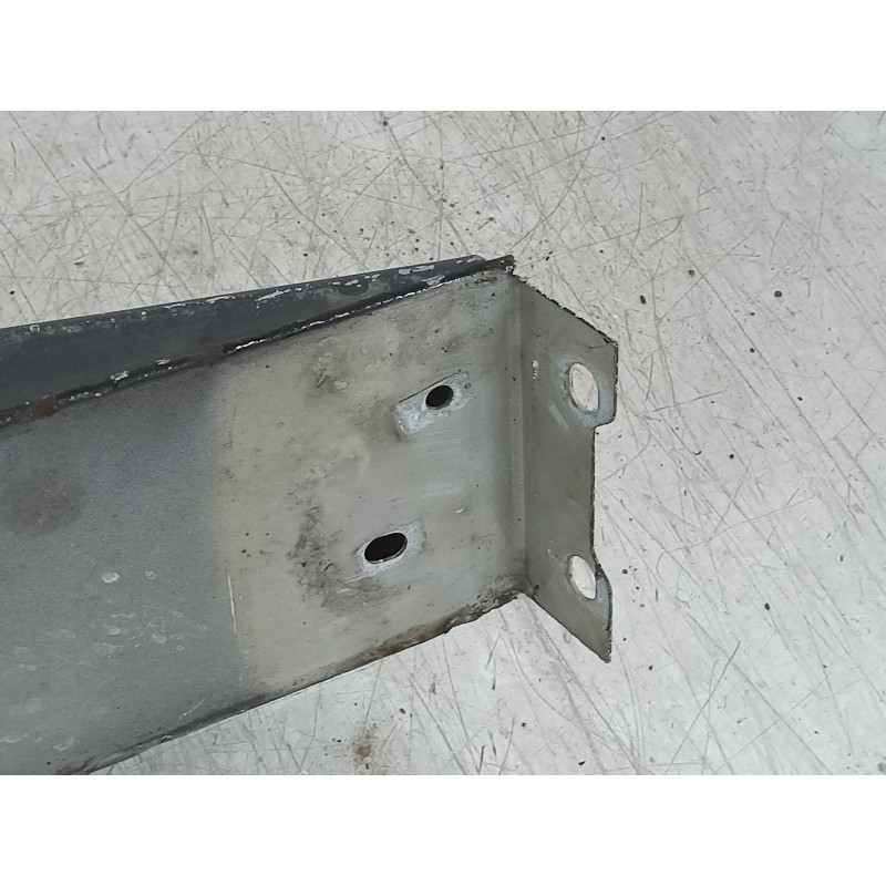 Recambio de refuerzo paragolpes delantero para chrysler pt cruiser (pt) 2.2 crd limited referencia OEM IAM 520950 0187810 