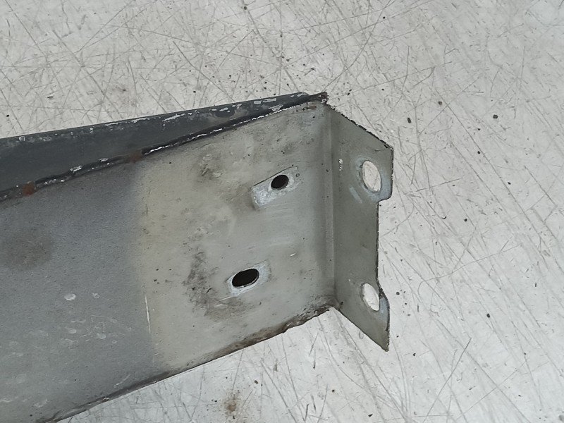 Recambio de refuerzo paragolpes delantero para chrysler pt cruiser (pt) 2.2 crd limited referencia OEM IAM 520950 0187810 