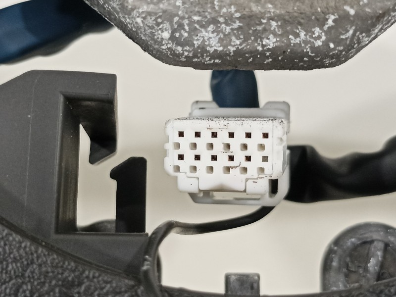 Recambio de volante para nissan qashqai (j11) 360 referencia OEM IAM 48430HV02A  