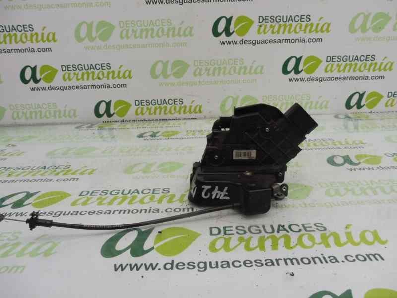 Recambio de cerradura puerta delantera derecha para ford focus berlina (cap) ghia referencia OEM IAM 3M5AR21812AK  