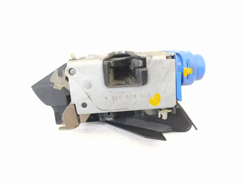 Recambio de cerradura puerta trasera izquierda para audi a3 (8l) 1.6 ambiente referencia OEM IAM 8D0839015A  