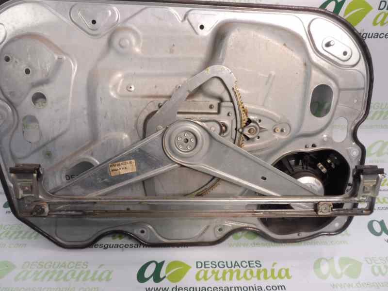 Recambio de elevalunas delantero derecho para ford focus berlina (cap) ghia referencia OEM IAM 984775121  