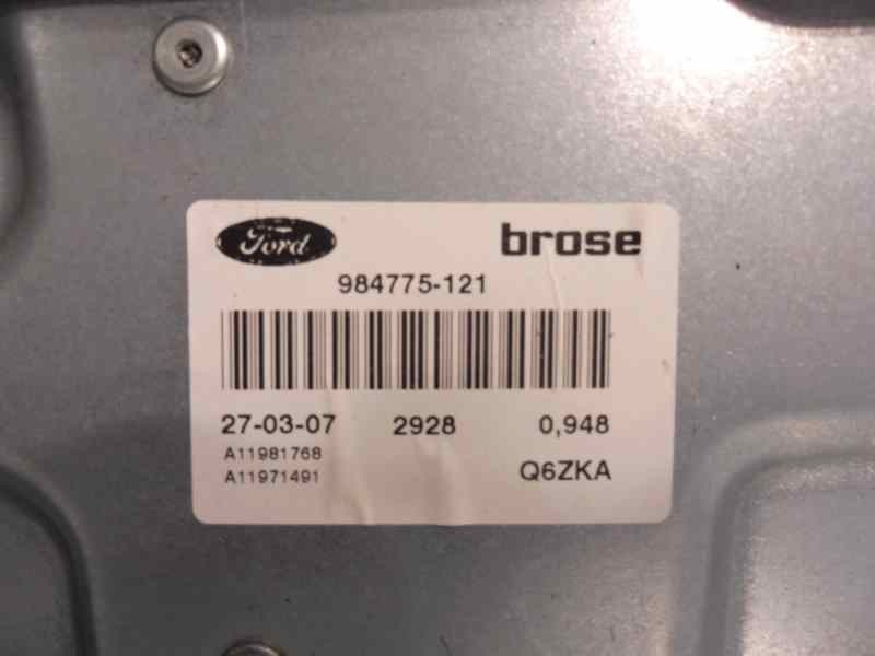 Recambio de elevalunas delantero derecho para ford focus berlina (cap) ghia referencia OEM IAM 984775121  