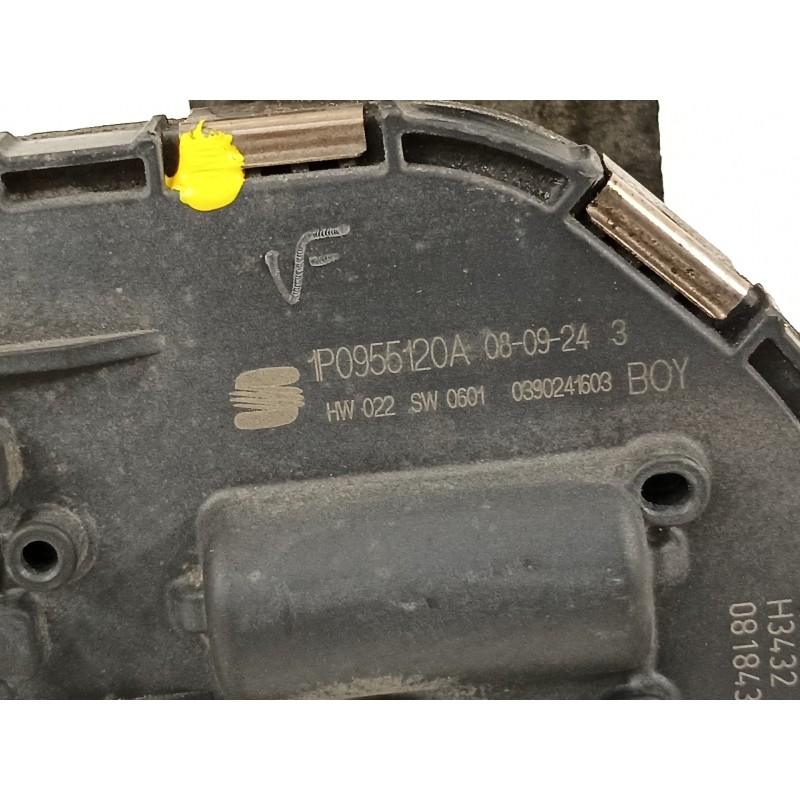 Recambio de motor limpia delantero para seat leon (1p1) comfort limited referencia OEM IAM 1P0955024B 3397020918 1P0955120A