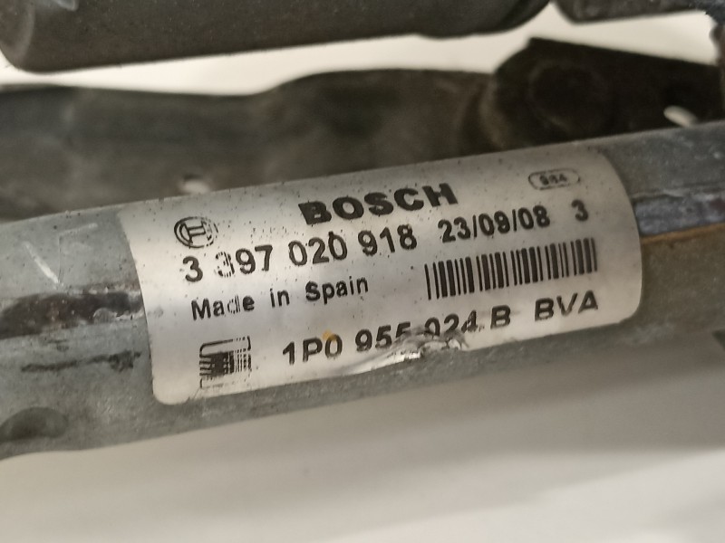 Recambio de motor limpia delantero para seat leon (1p1) comfort limited referencia OEM IAM 1P0955024B 3397020918 1P0955120A