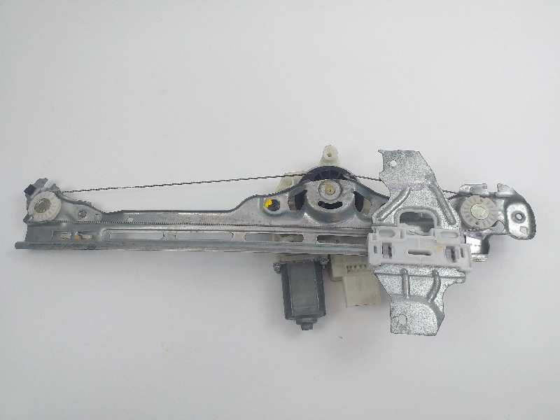 Recambio de elevalunas trasero derecho para peugeot 308 sw allure referencia OEM IAM 9826080380 9825710480 