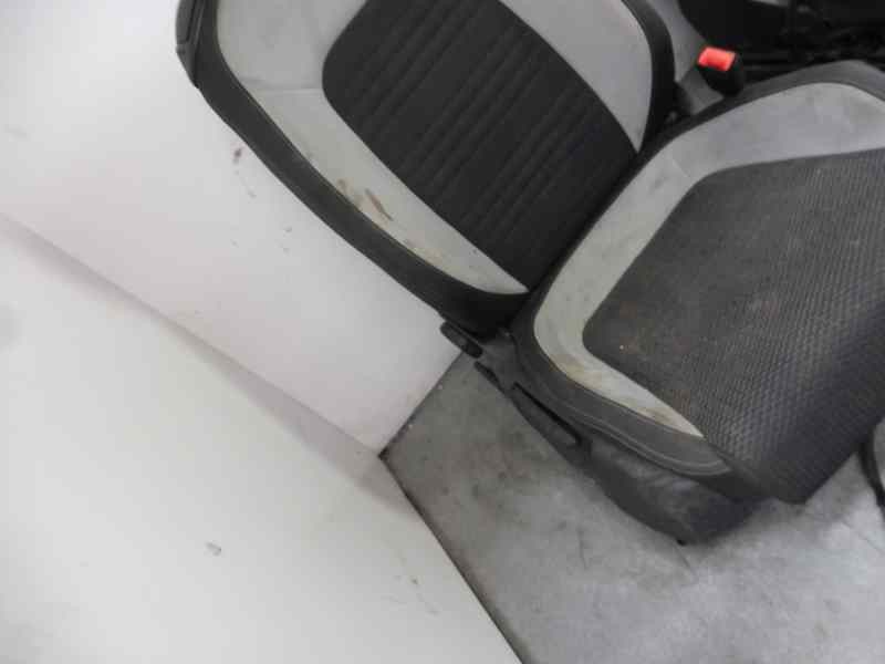 Recambio de juego asientos completo para volkswagen scirocco (137) 2.0 tdi (125kw) referencia OEM IAM   
