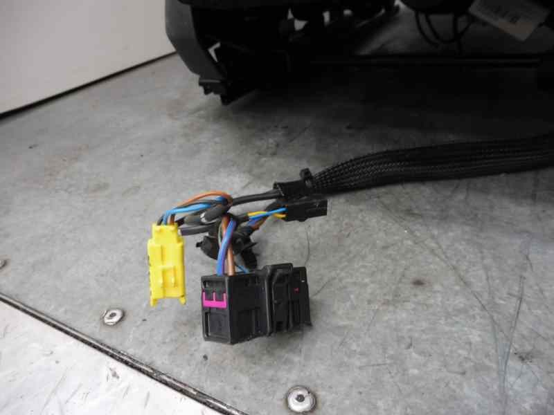 Recambio de juego asientos completo para volkswagen scirocco (137) 2.0 tdi (125kw) referencia OEM IAM   