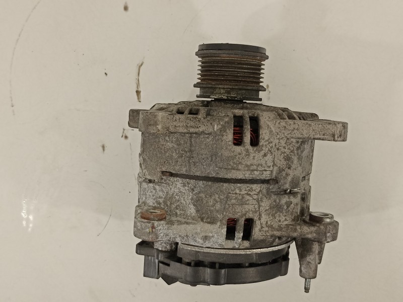 Recambio de alternador para audi a3 (8p) 1.9 tdi ambition referencia OEM IAM 06F903023  