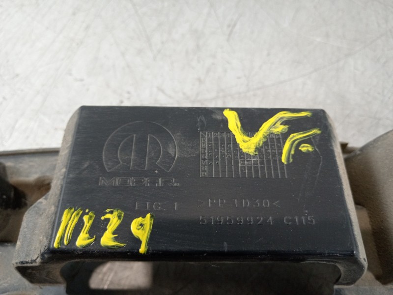 Recambio de absorbedor trasero para jeep renegade deserthawk 4wd referencia OEM IAM 51959924  