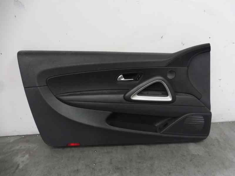 Recambio de juego asientos completo para volkswagen scirocco (137) 2.0 tdi (125kw) referencia OEM IAM   