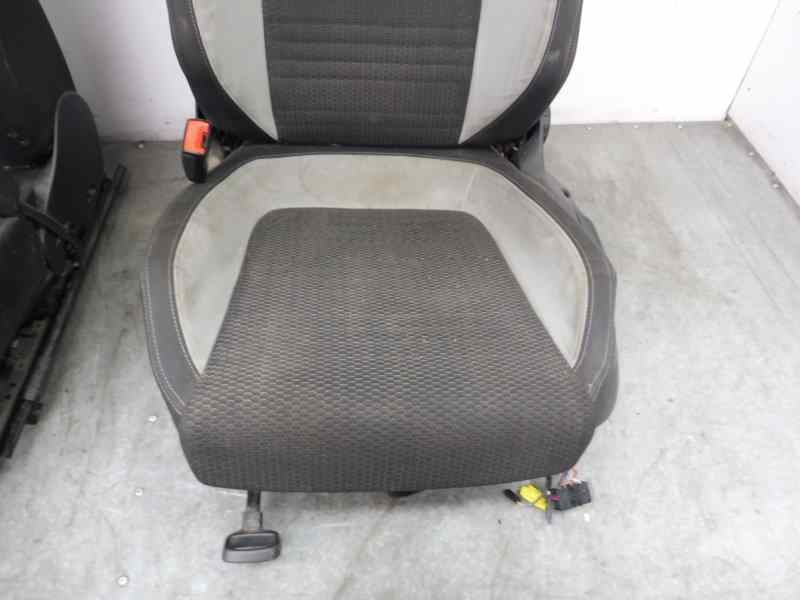 Recambio de juego asientos completo para volkswagen scirocco (137) 2.0 tdi (125kw) referencia OEM IAM   