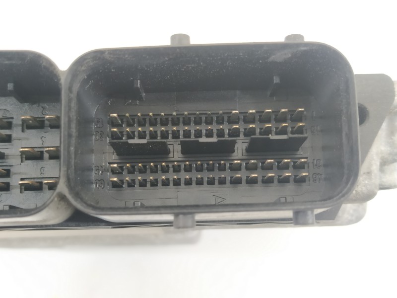 Recambio de centralita motor uce para audi a3 (8p) 1.9 tdi ambition referencia OEM IAM 03G906016CC 0281011832 