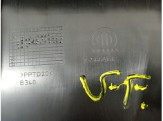 Recambio de molduras traseras para jeep renegade deserthawk 4wd referencia OEM IAM 735664612   2