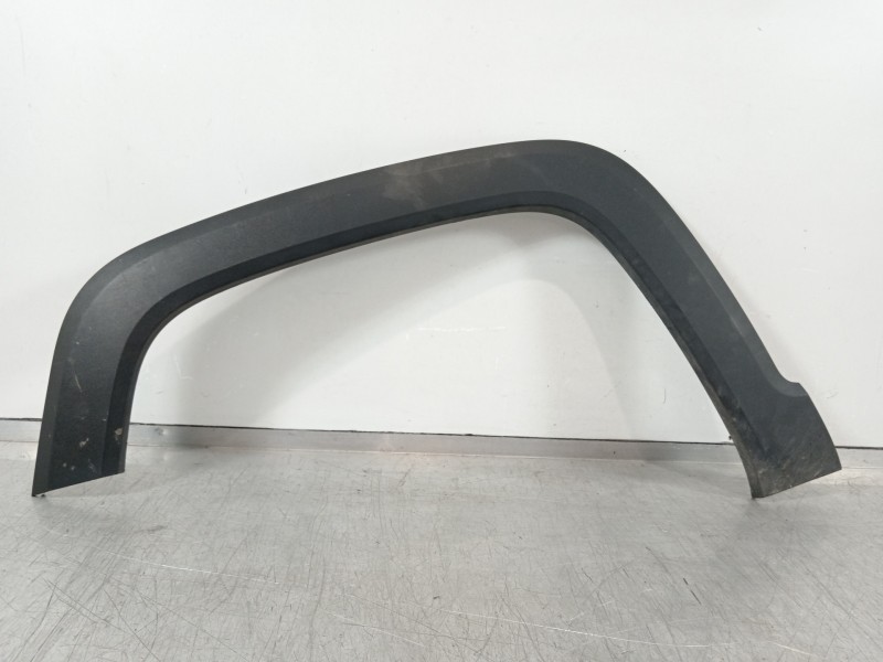 Recambio de aletin delantero izquierdo para jeep renegade deserthawk 4wd referencia OEM IAM 735578403  