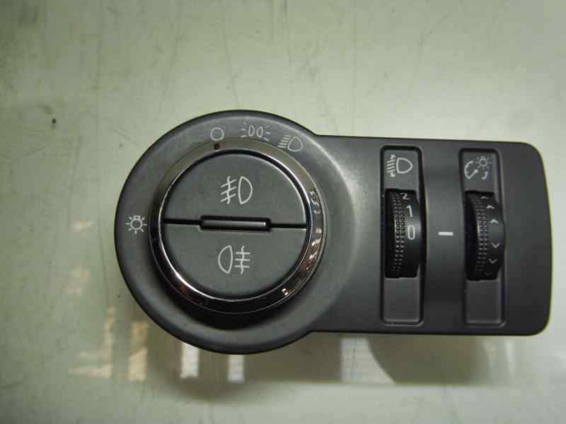 MANDO LUCES 13301749 