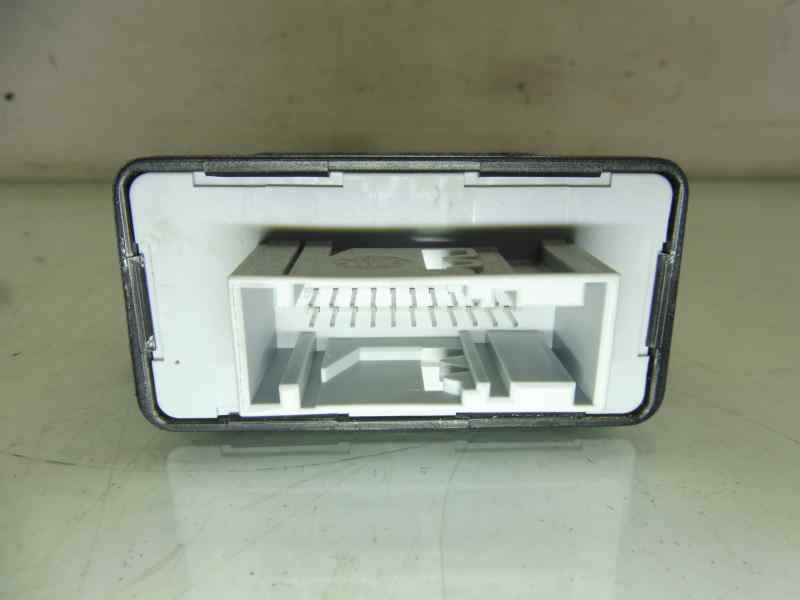 Recambio de centralita faros xenon para audi a6 avant (4f2) 2.0 tdi e referencia OEM IAM 8P0907357H  