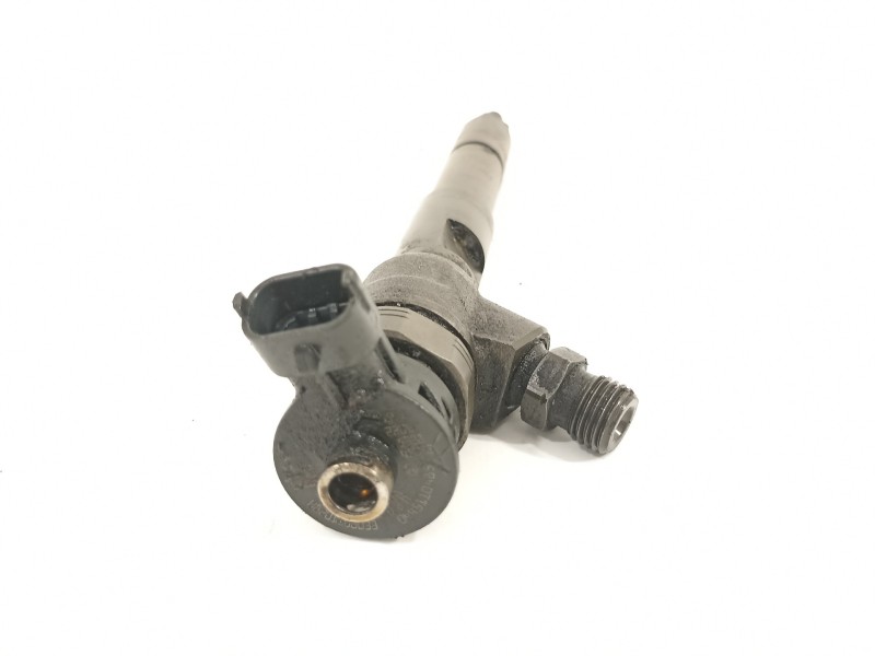 Recambio de inyector para nissan nv 200 (m20) nv200 combi comfort referencia OEM IAM H8201108033 0445110485 