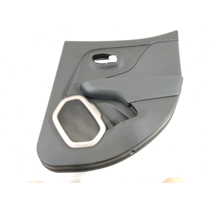 Recambio de guarnecido puerta trasera derecha para jeep renegade deserthawk 4wd referencia OEM IAM 2619107  