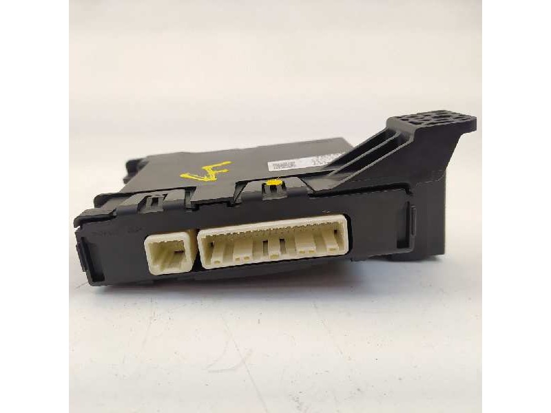 Recambio de modulo electronico para toyota auris hybrid advance referencia OEM IAM 8865002E00 1778004480 