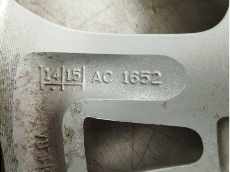 Recambio de llanta para ford ecosport titanium referencia OEM IAM DN1C100  