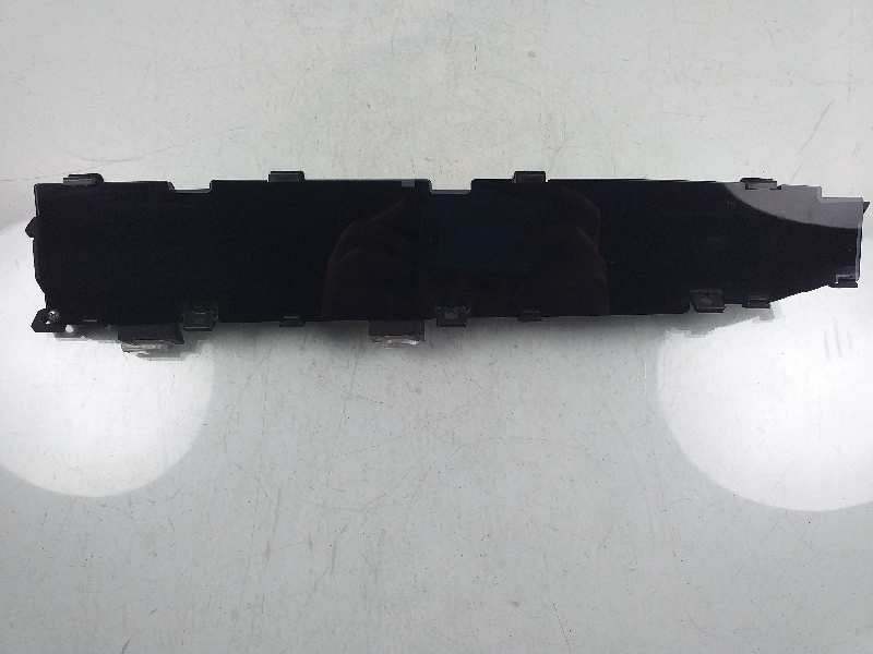 Recambio de pantalla multifuncion para toyota prius (nhw20) sol referencia OEM IAM 5541047050  