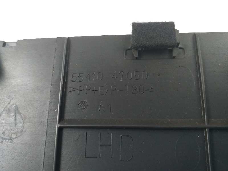 Recambio de pantalla multifuncion para toyota prius (nhw20) sol referencia OEM IAM 5541047050  