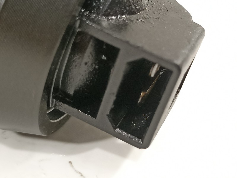 Recambio de inyector para skoda superb (3u4) collection referencia OEM IAM 038130073BH 0414720230 