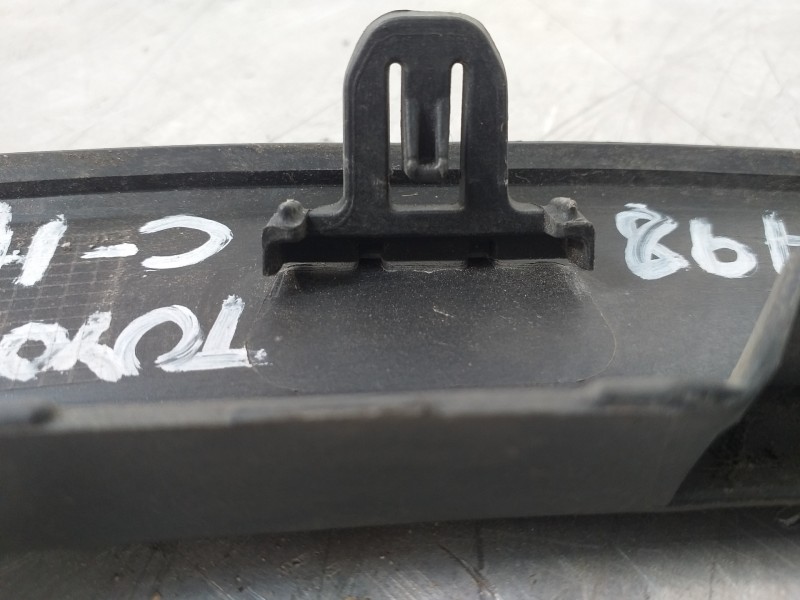 Recambio de aletin trasero izquierdo para toyota c-hr ax1t(eu,m)/zyx10(h)/zyx10l-ahxgbw(3a) referencia OEM IAM 75606F4010  