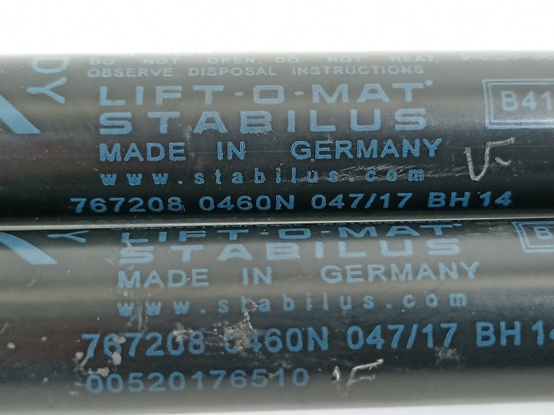 Recambio de amortiguadores maletero / porton para jeep renegade deserthawk 4wd referencia OEM IAM 52017651 52017651 