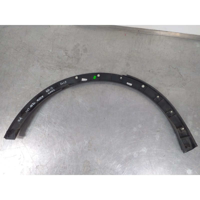 Recambio de aletin trasero izquierdo para toyota c-hr ax1t(eu,m)/zyx10(h)/zyx10l-ahxgbw(3a) referencia OEM IAM 75606F4010  