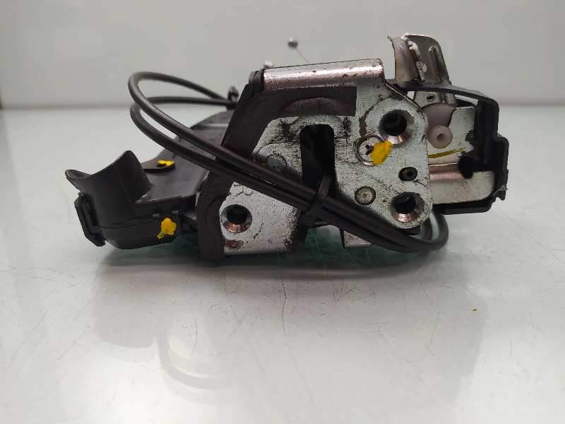 CERRADURA PUERTA DELANTERA DERECHA 6903002231 