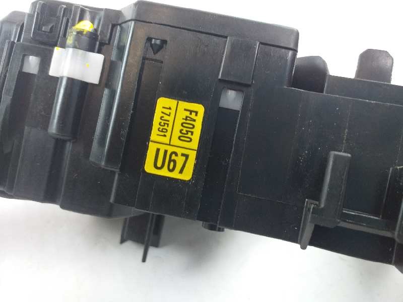 Recambio de mando luces para toyota c-hr ax1t(eu,m)/zyx10(h)/zyx10l-ahxgbw(3a) referencia OEM IAM 17J591  