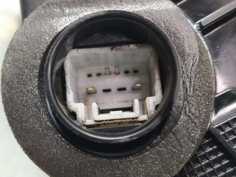 Recambio de cerradura puerta delantera derecha para toyota verso active referencia OEM IAM 6903002231  