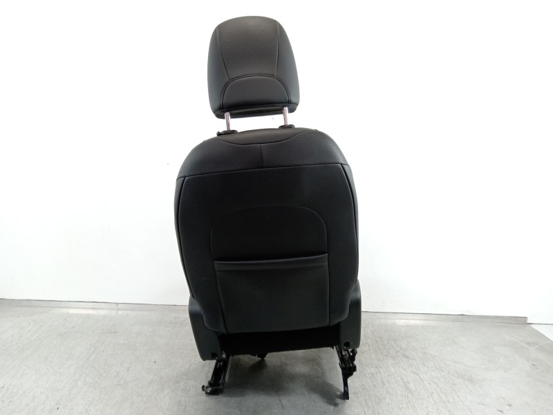 Recambio de asiento delantero izquierdo para jeep renegade deserthawk 4wd referencia OEM IAM   