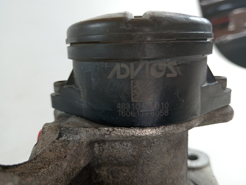 Recambio de pinza freno trasera izquierda para toyota c-hr ax1t(eu,m)/zyx10(h)/zyx10l-ahxgbw(3a) referencia OEM IAM 4631078010 1