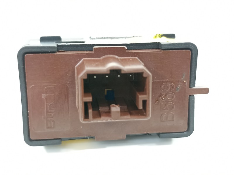 Recambio de mando multifuncion para jeep renegade deserthawk 4wd referencia OEM IAM 30170845  