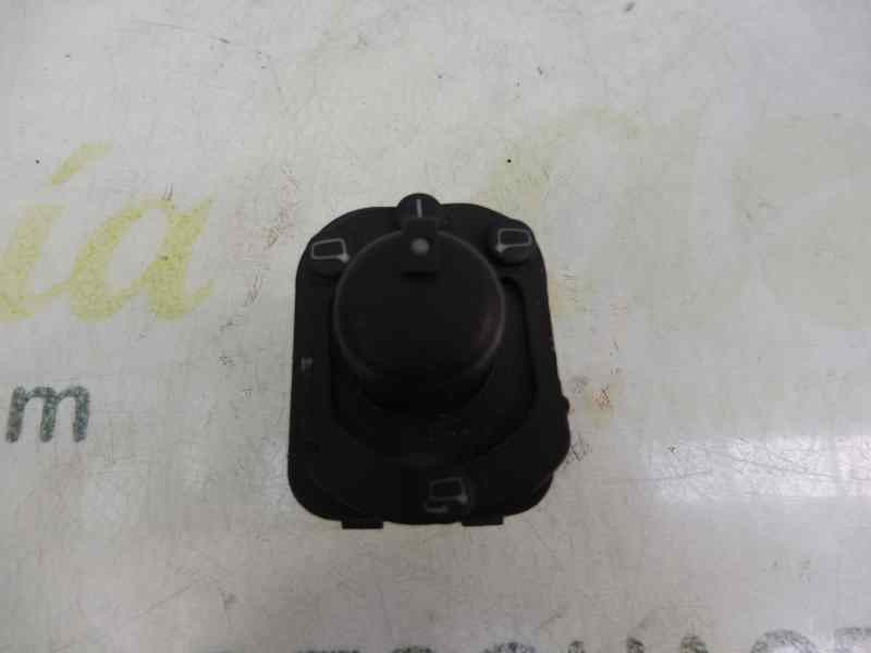 Recambio de mando retrovisor para seat exeo berlina (3r2) reference referencia OEM IAM 8E0959565A  