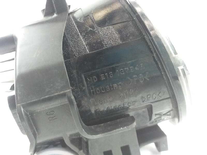 Recambio de faro antiniebla derecho para toyota c-hr ax1t(eu,m)/zyx10(h)/zyx10l-ahxgbw(3a) referencia OEM IAM E1313794R  